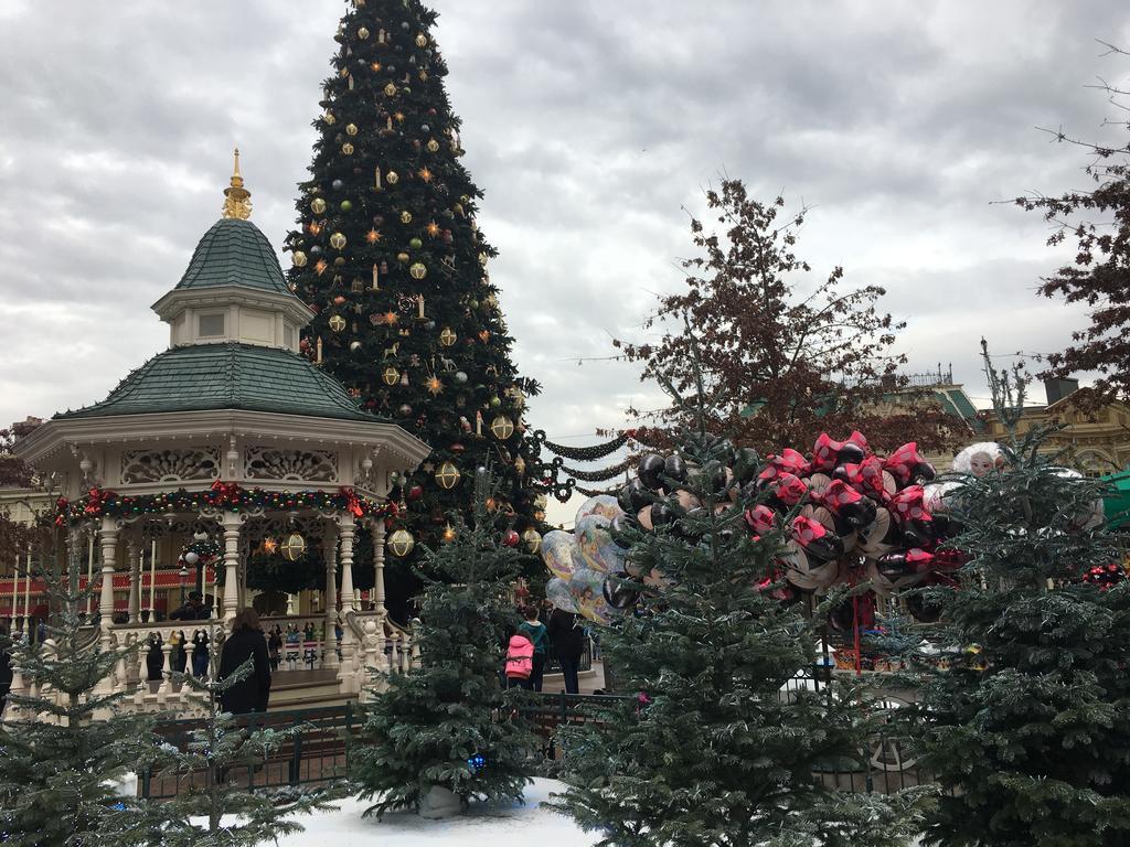 F&B'S Home Disneyland Paris Serris Exterior foto